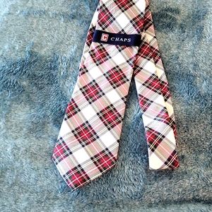 Just in time for the holidays!!  Plaid tie.  New with tags